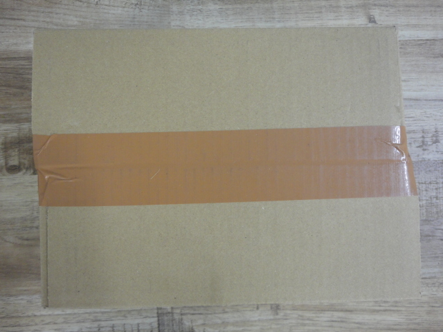 急速充電器の梱包後